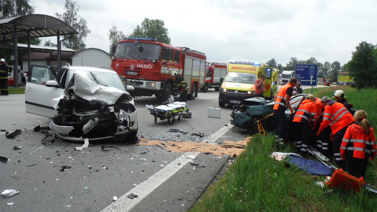 Dopravní nehoda 2 OA, Jarošov nad Nežárkou - 12. 7. 2019 (3).JPG