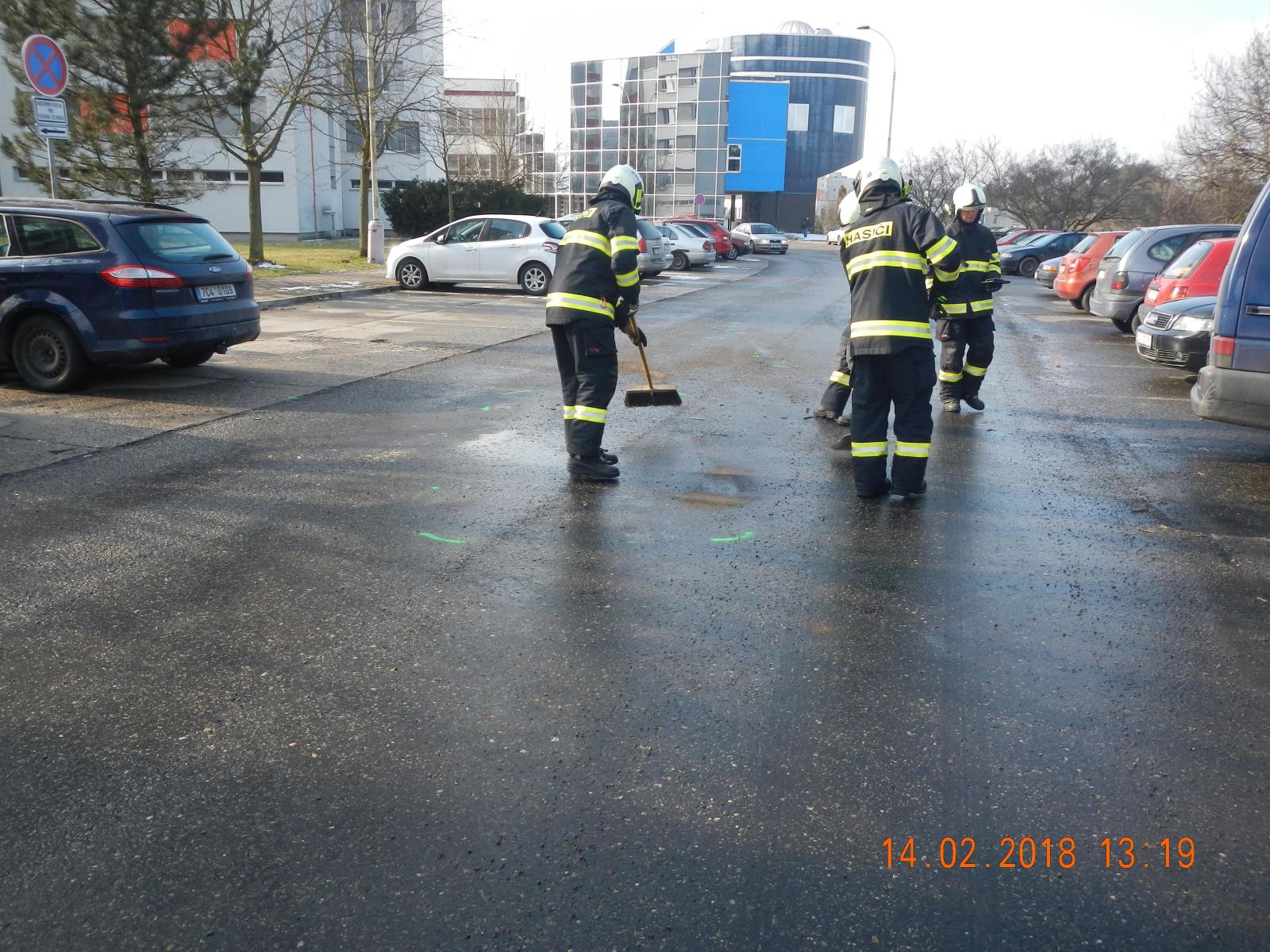 Dopravní nehoda 2 OA, Tábor - 14. 2. 2018 (4).JPG