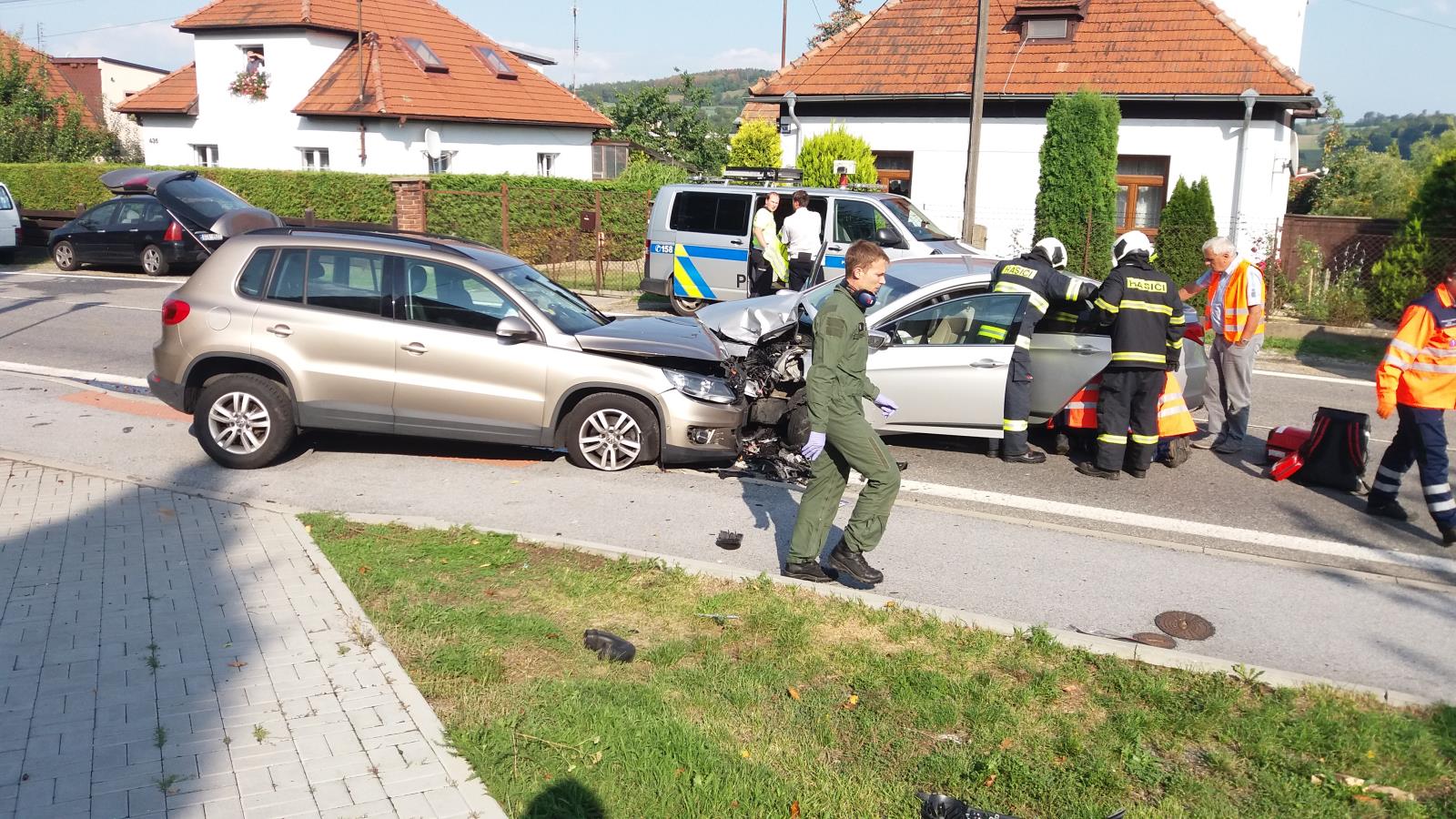 Dopravní nehoda 2 OA, Volyně - 5. 9. 2018 (4).jpg