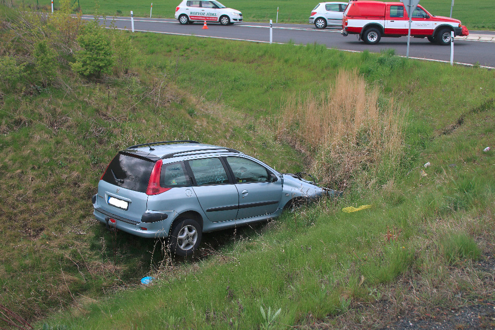 Dopravní nehoda Lažany (4).jpg