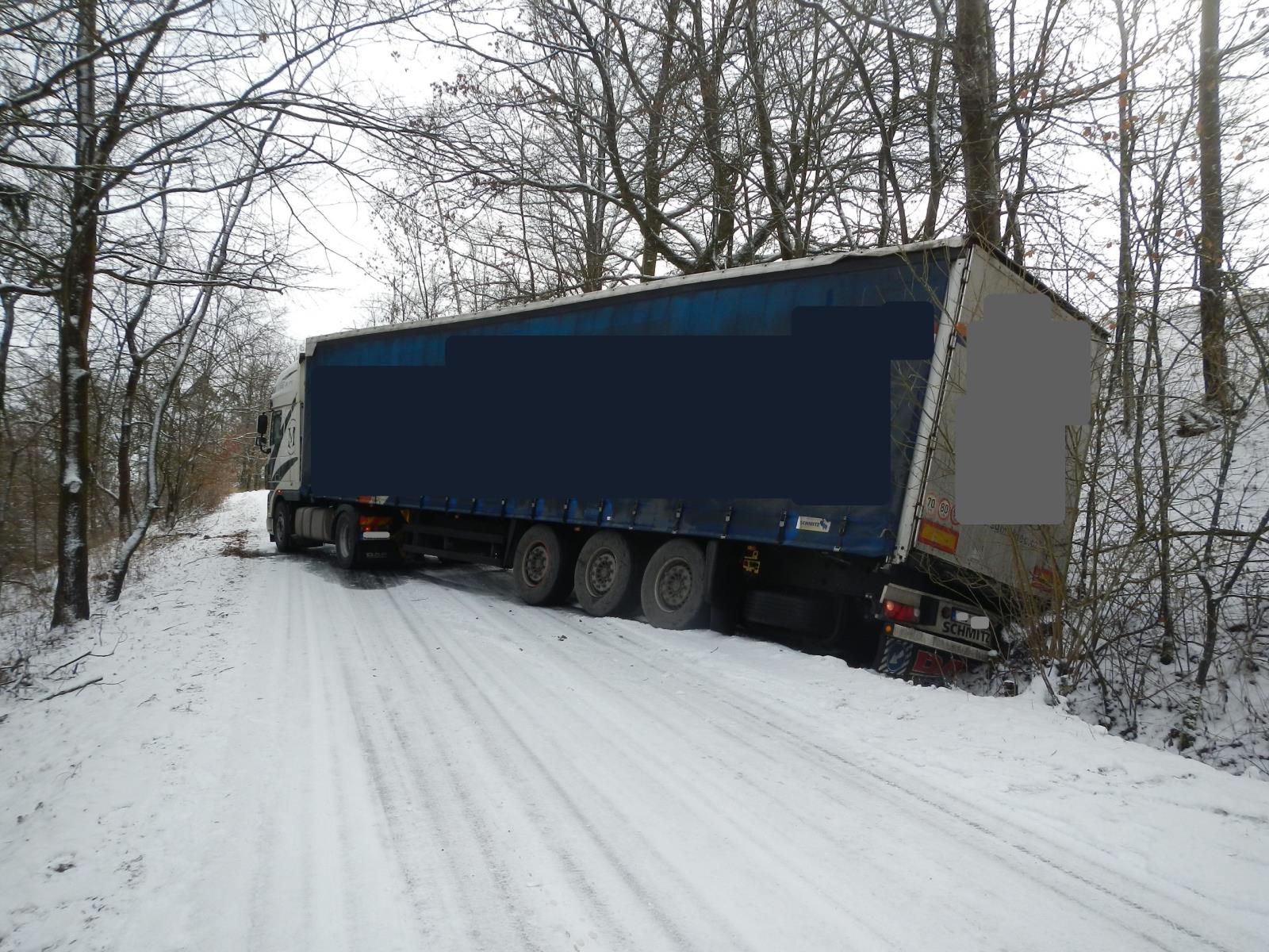 Dopravní nehoda NA, Sedlečko - 4. 2. 2019 (1).JPG