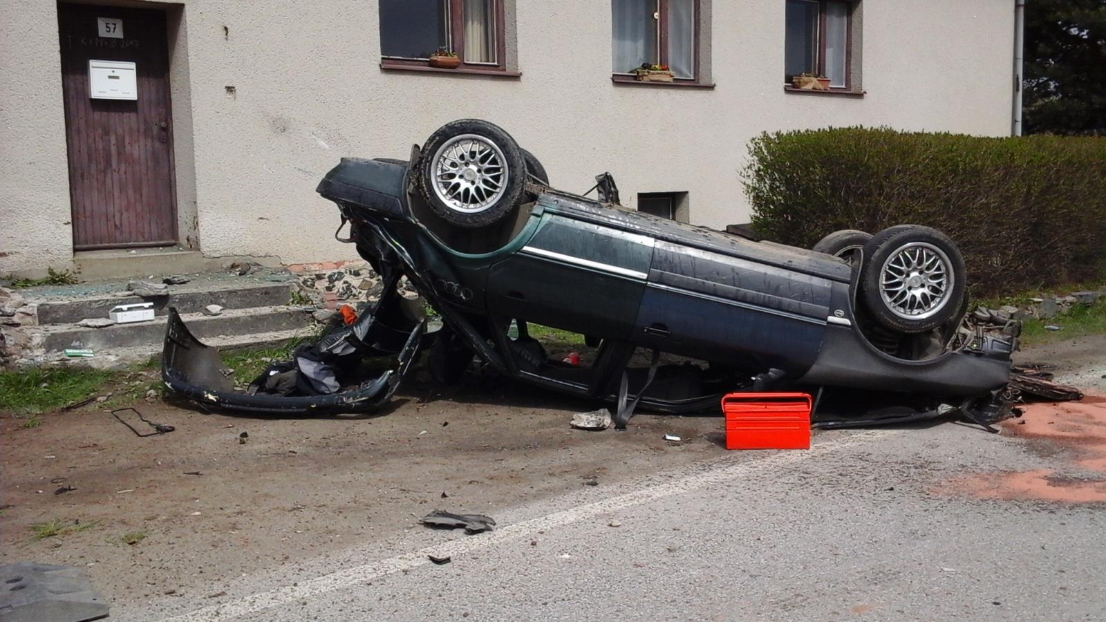 Dopravní nehoda OA, Ohrazení - 20. 4. 2017 (2).jpg