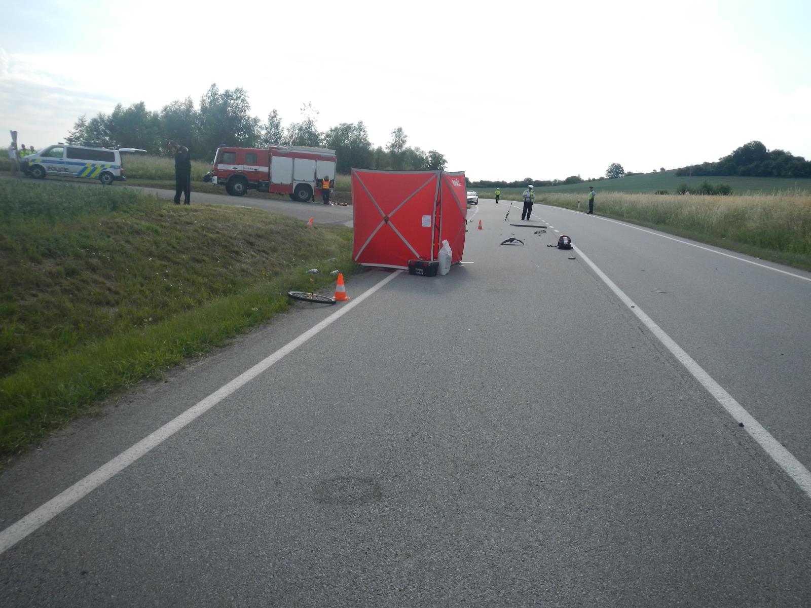 Dopravní nehoda OA a cyklista, Zbelítov - 20. 6. 2019 (4).JPG