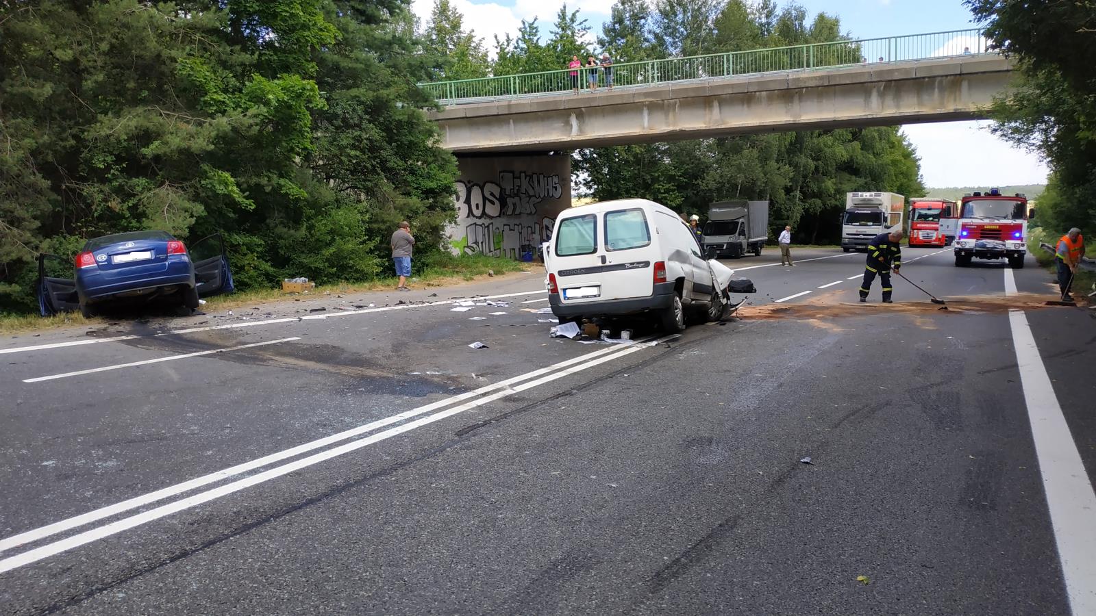 Dopravní nehoda OA a dodávky, Mirotice - 10. 7. 2019 (3).jpg