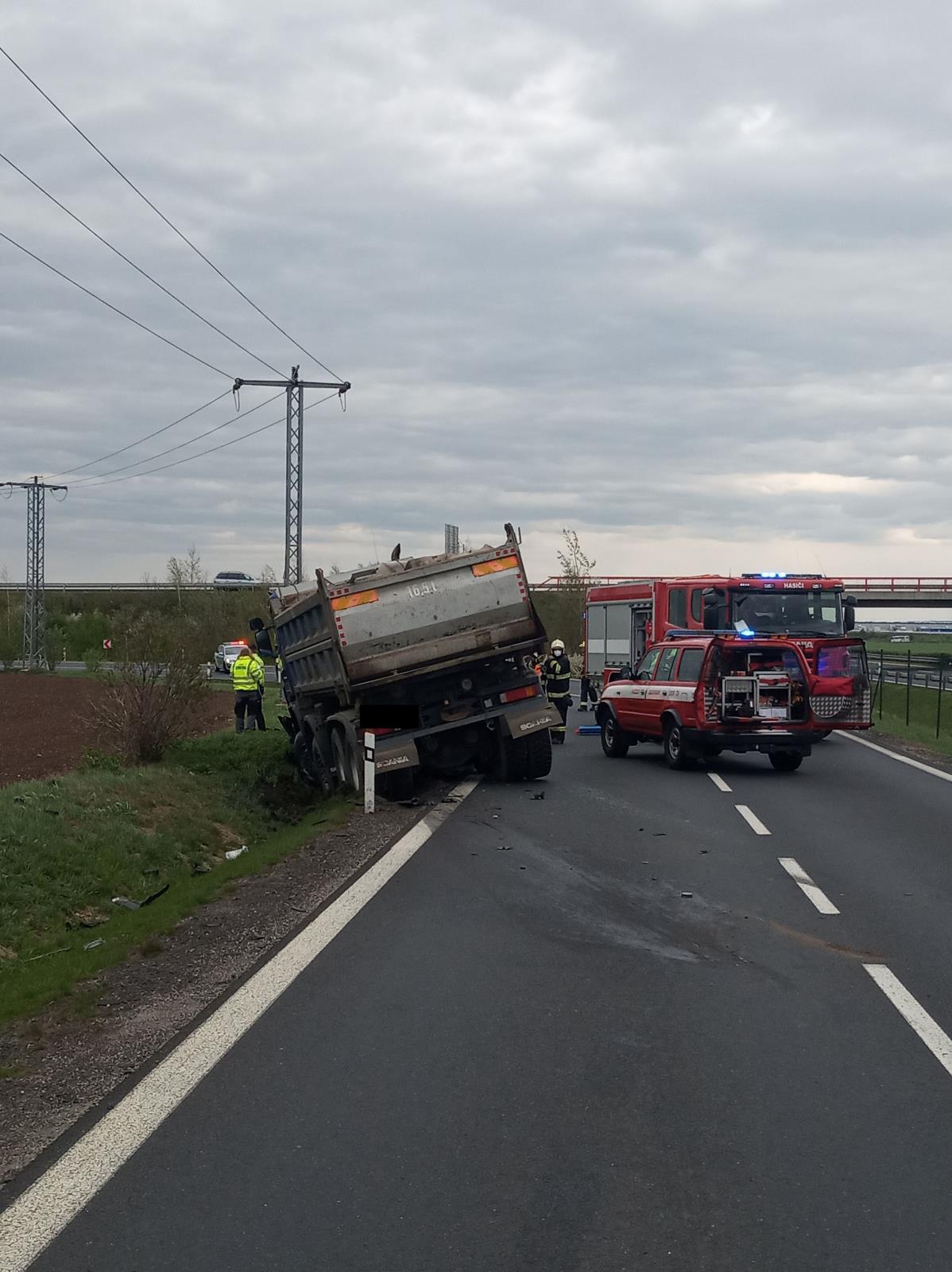 Dopravní nehoda Vysočany (2).jpg