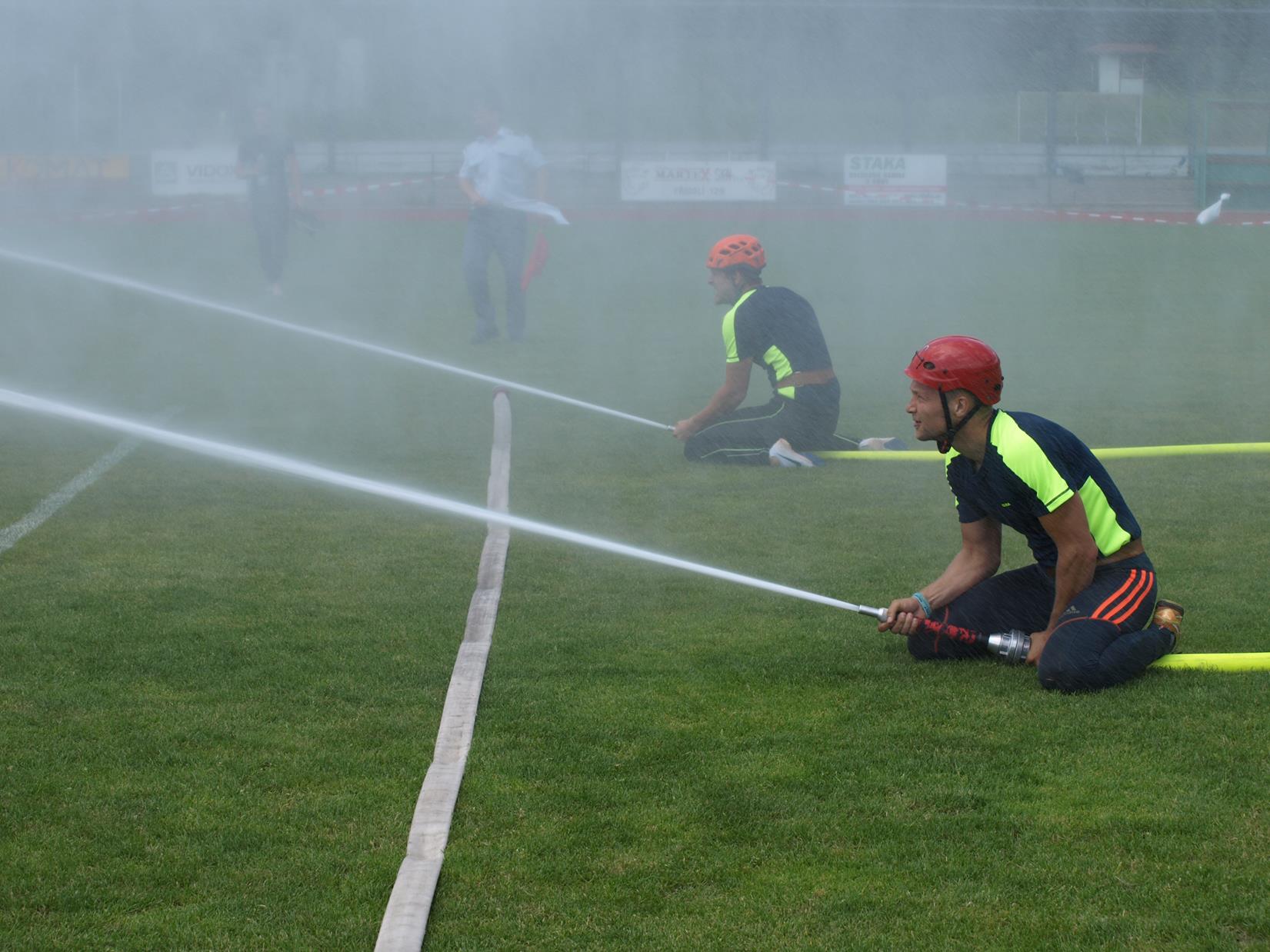 Krajská soutěž v požárním sportu, Č. Krumlov - 10. 6. 2016 (15).JPG