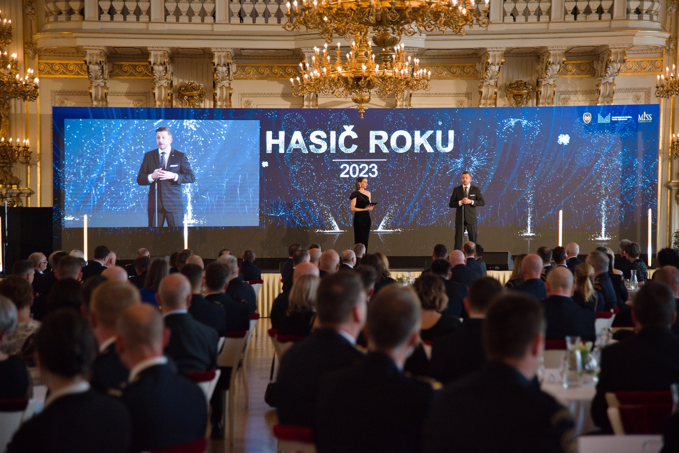 Ministr vnitra Vít Rakušan přivítal hosty slavnostního večera Hasič roku 2023.jpg