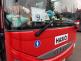 Osádky autobusů se připravují na odjezd na slovensko-ukrajinskou hranici (1)