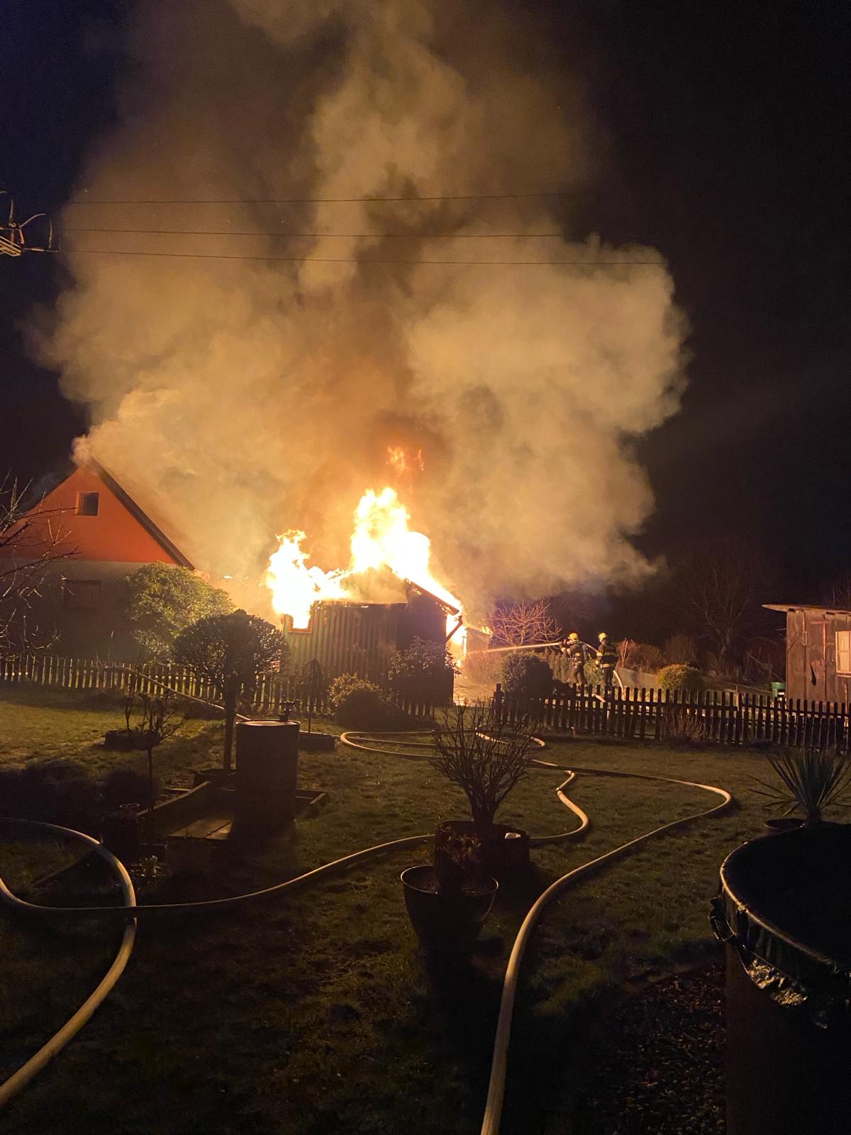 Požár chaty Děčín (2).jpg