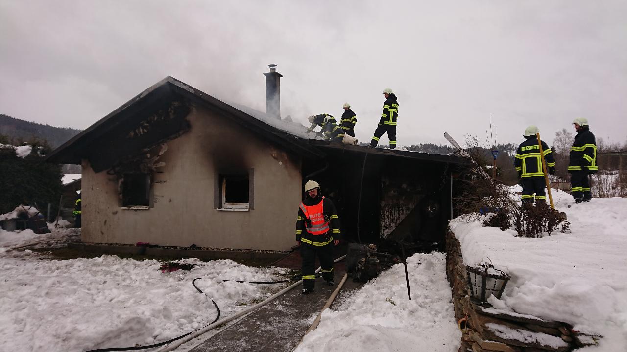 Požár domu, Rožmitál na Šumavě - 15. 1. 2019 (2).JPG