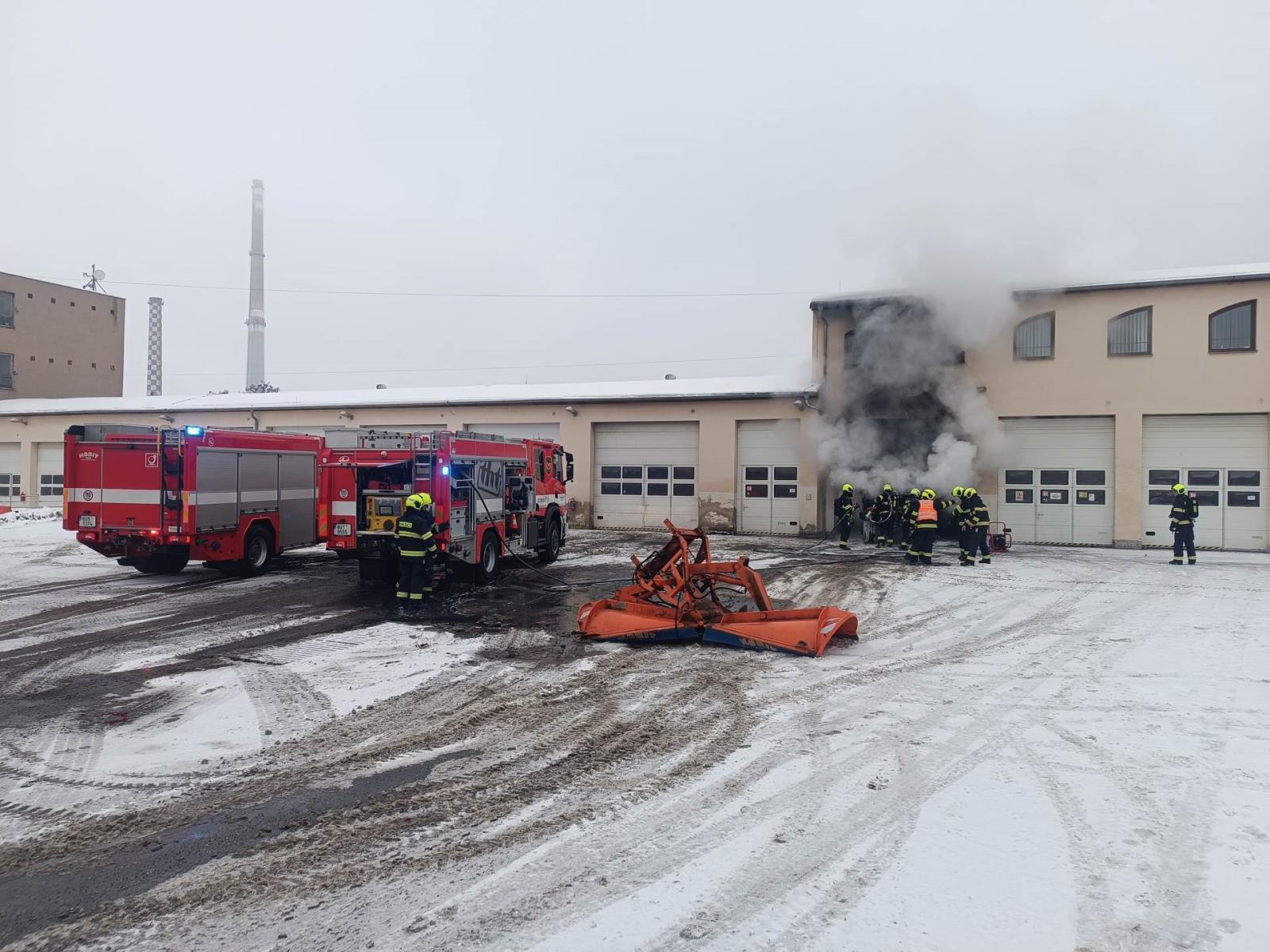Požár nákladního auta Chomutov (4).jpeg