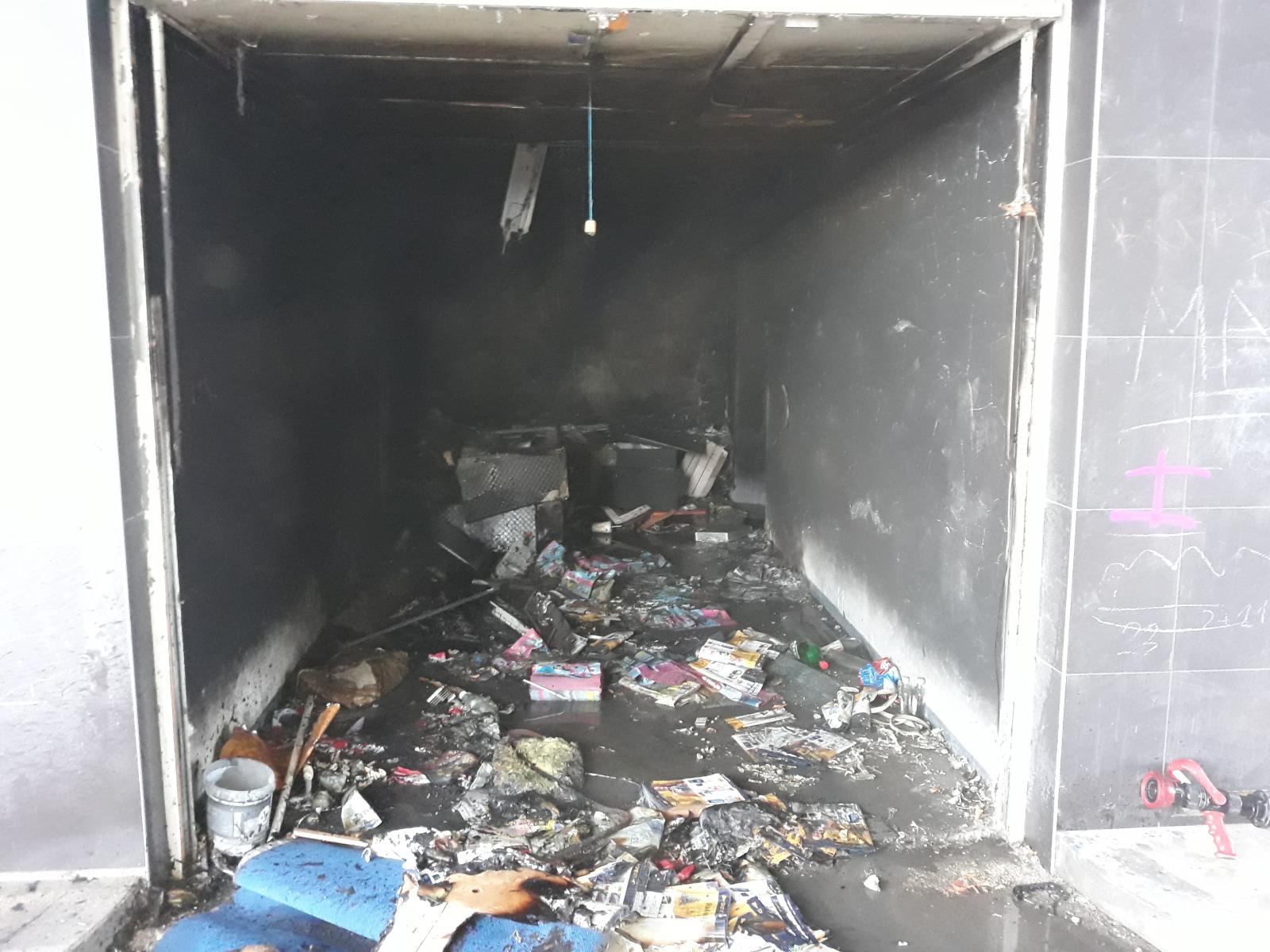 Požár odpadu, Tábor - 28. 1. 2019 (6).jpg