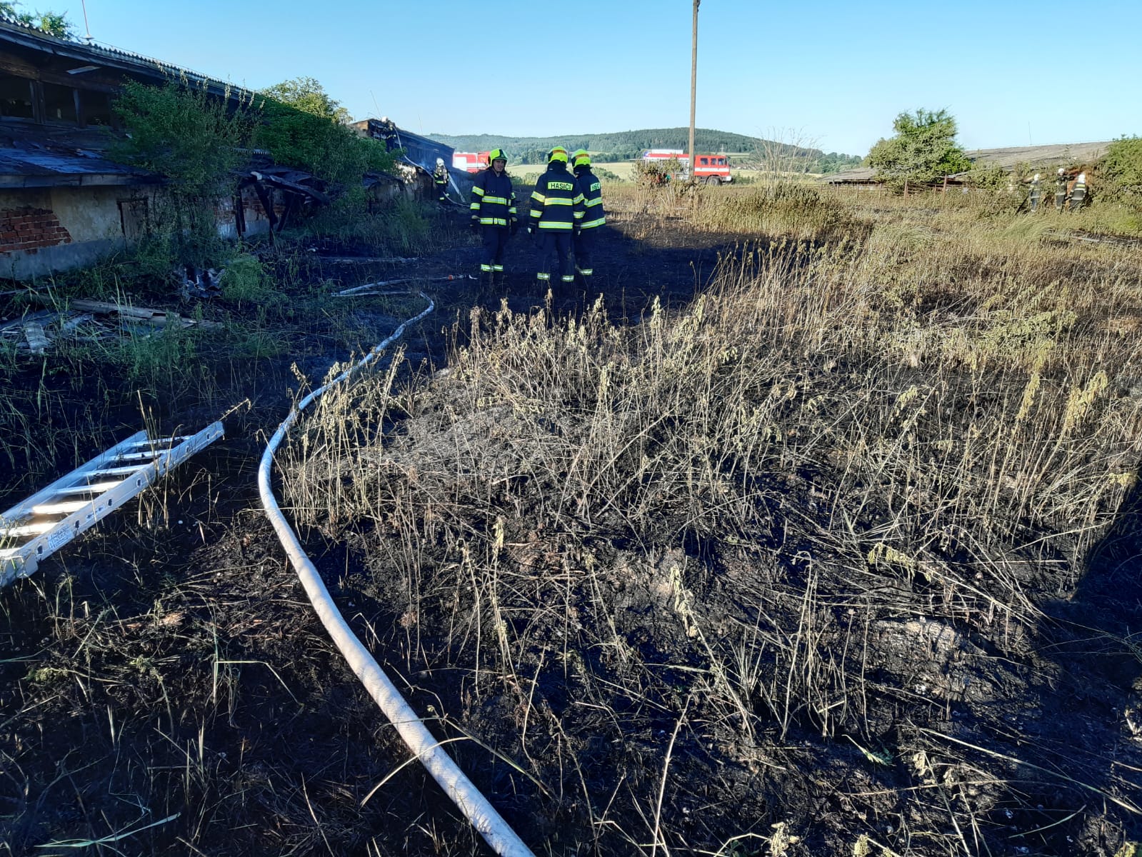 Požár prasečáku, Dobronice u Chýnova - 27. 6. 2019 (10).jpg