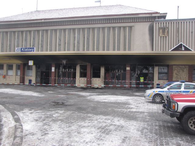 Požár stánku na nádraží Klatovy