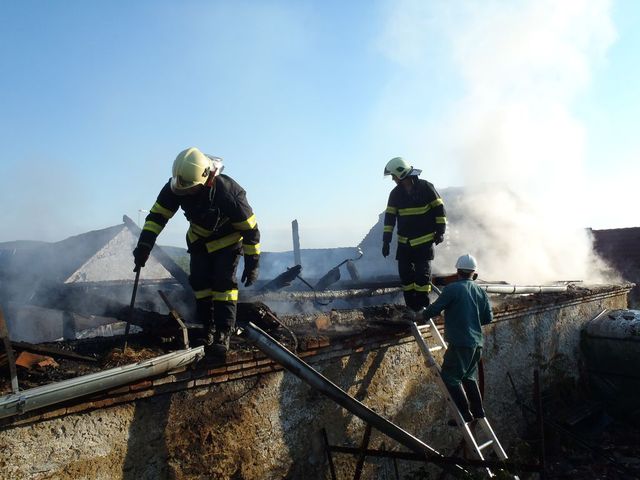 Požár stodoly Kadešice/08.JPG
