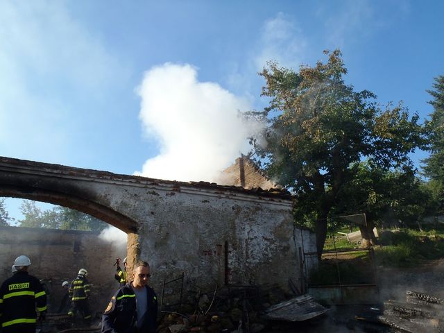 Požár stodoly Kadešice/17.JPG