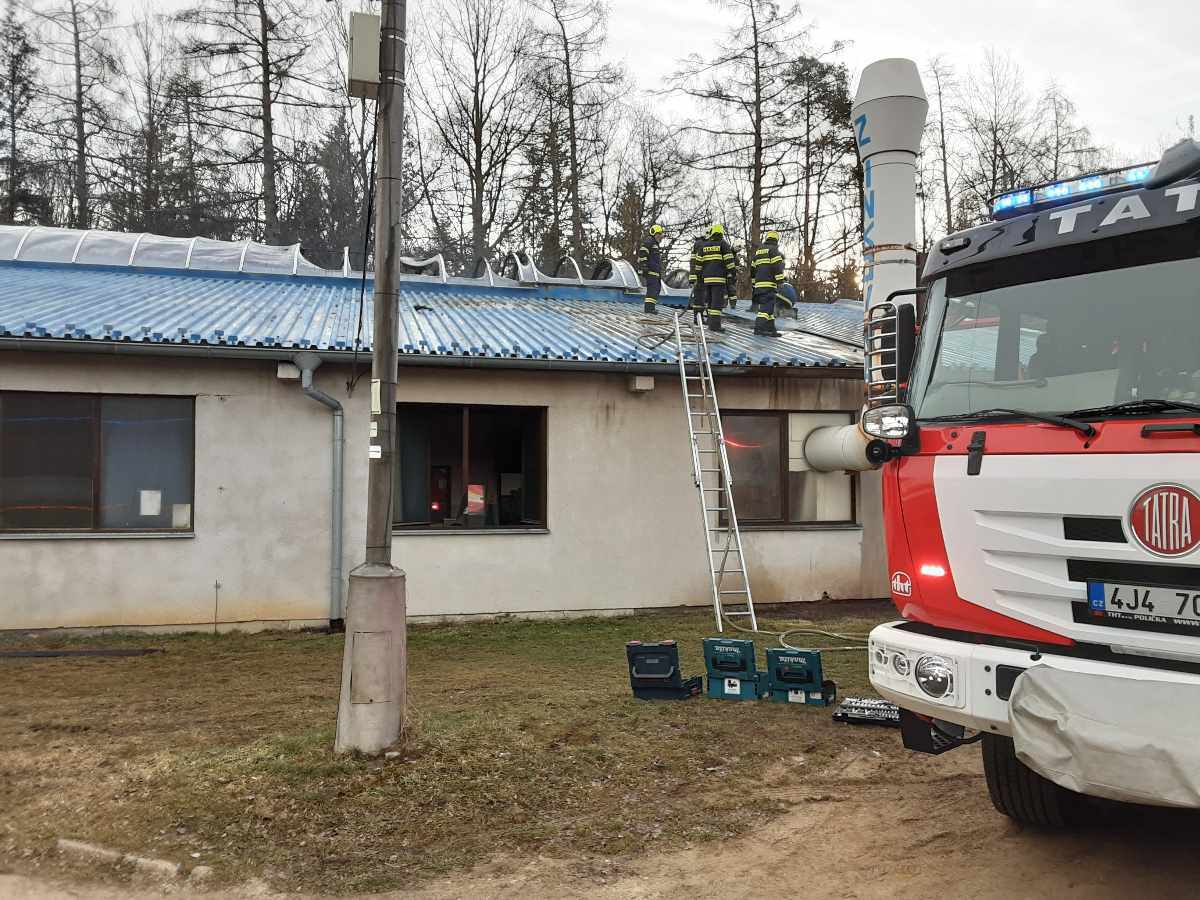 Požár za sebou zanechal škodu pět milionů korun.