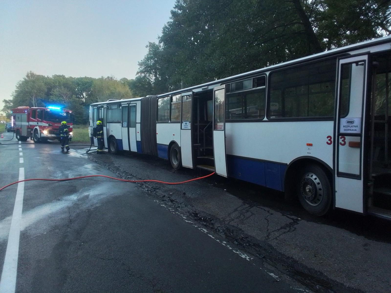 Pozar_BUS_Lovečkovice1.jpeg