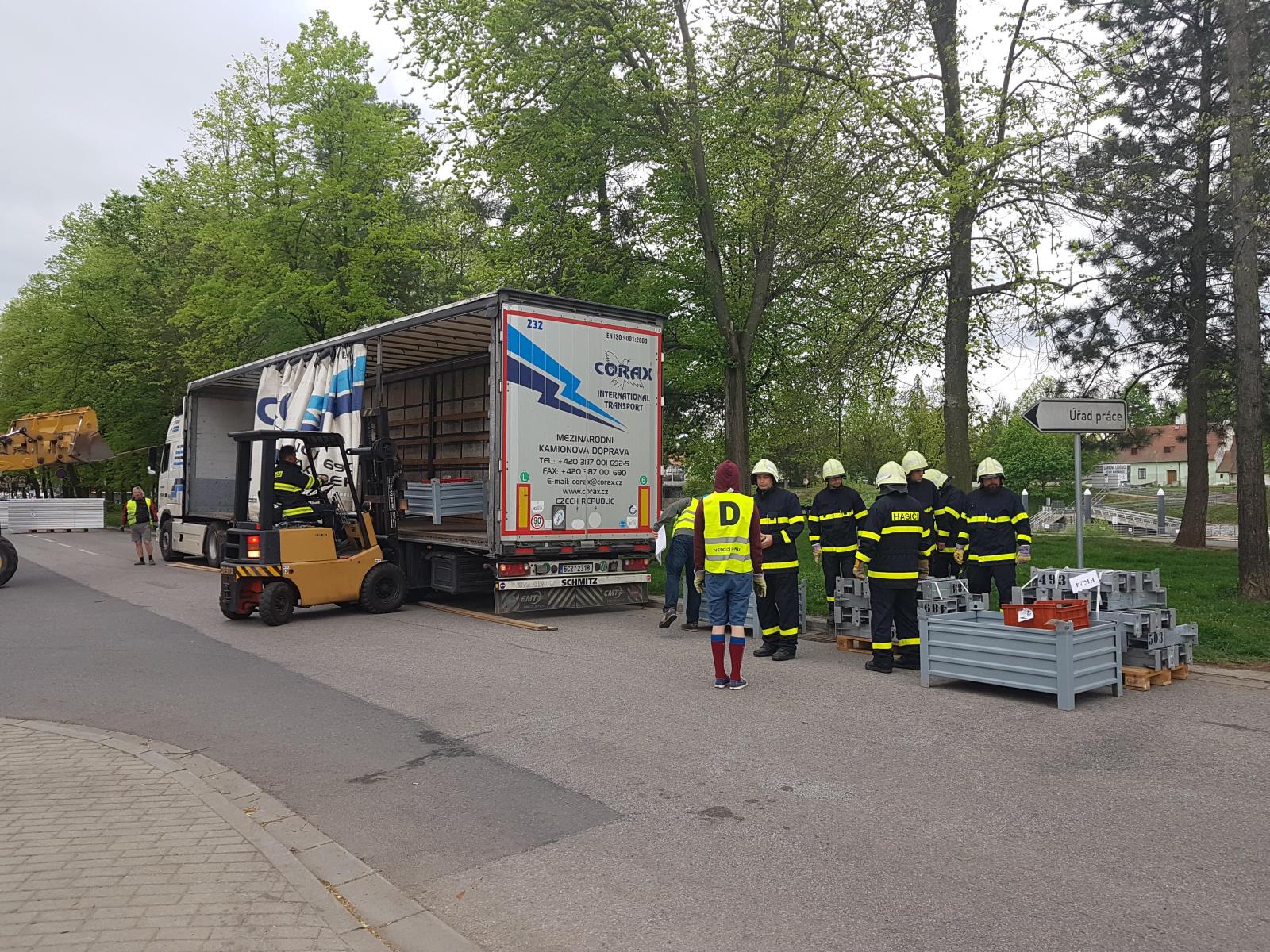 Stavba protipovodňových stěn, České Budějovice -. 26. 4. 2018 (14).jpg