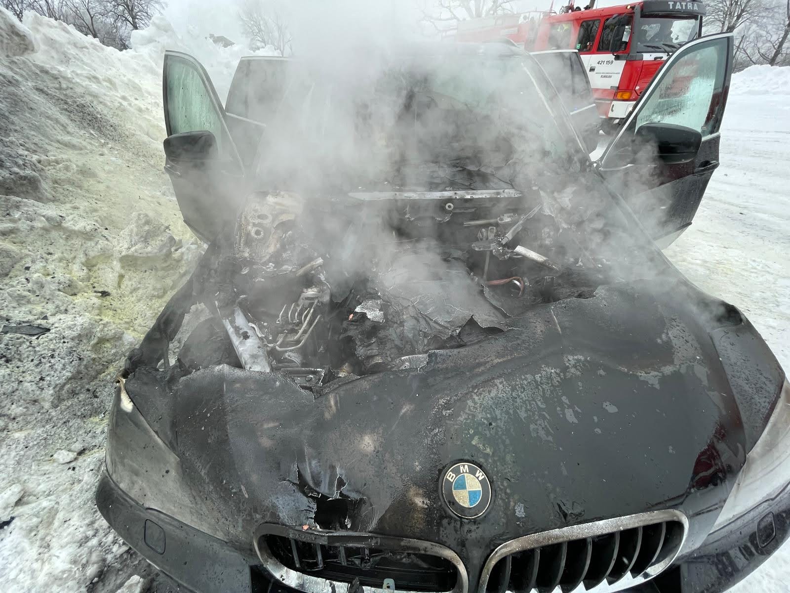 Studánka - požár osobního automobilu