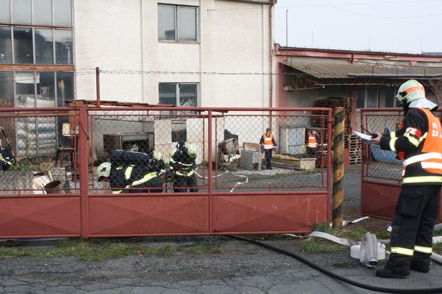 TC Domažlice - Únik čpavku v mlékárně/TC 23.4.2013 013.JPG