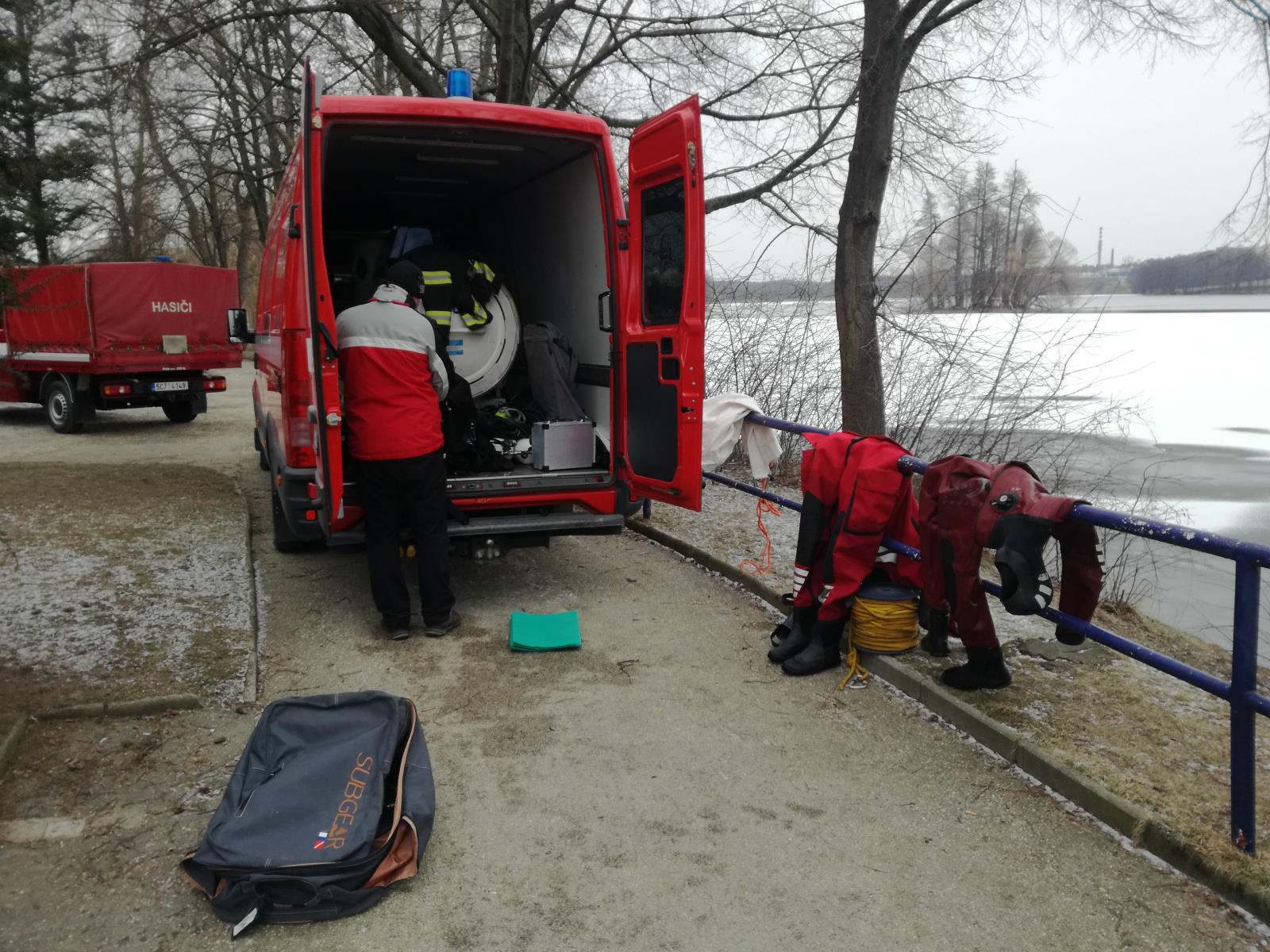 Uvolnění odtoku Vajgaru, Jindřichův Hradec - 20. 3. 2018 (8).jpg