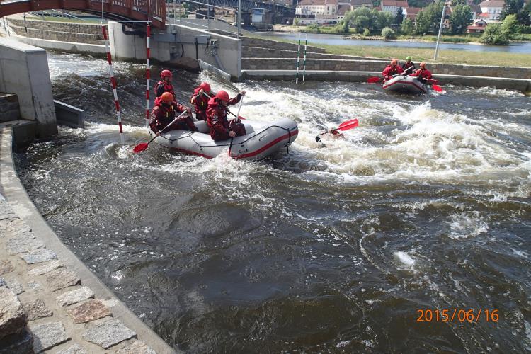 Výcvik na divoké vodě (3).JPG