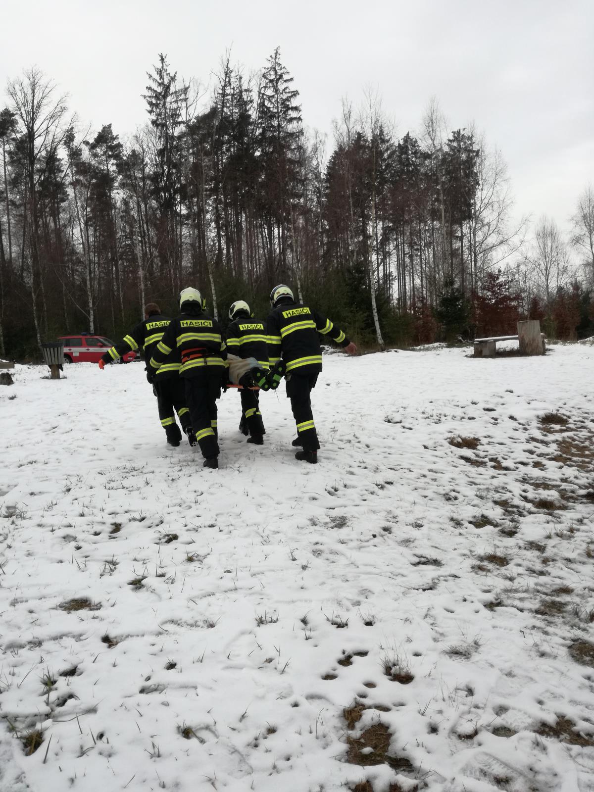 Záchrana osob, rozhledna Svákov - 18. 12. 2018 (11).jpg