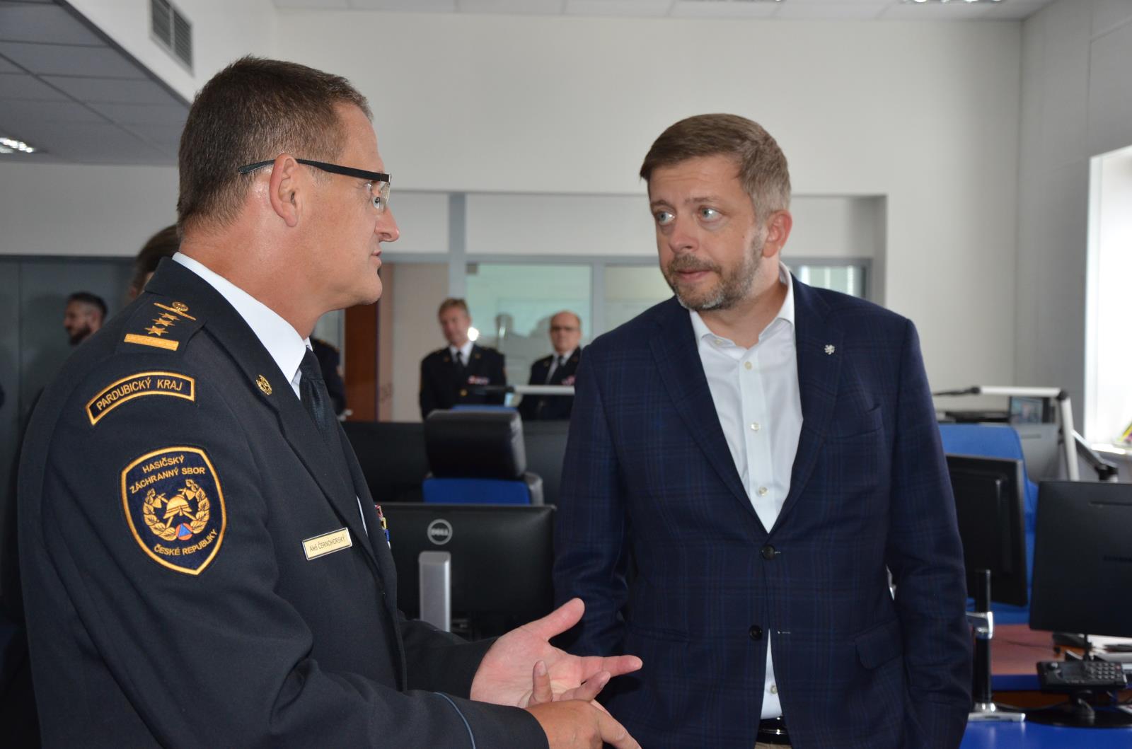 návštěva ministra vnitra na stanici Pardubice (4).JPG