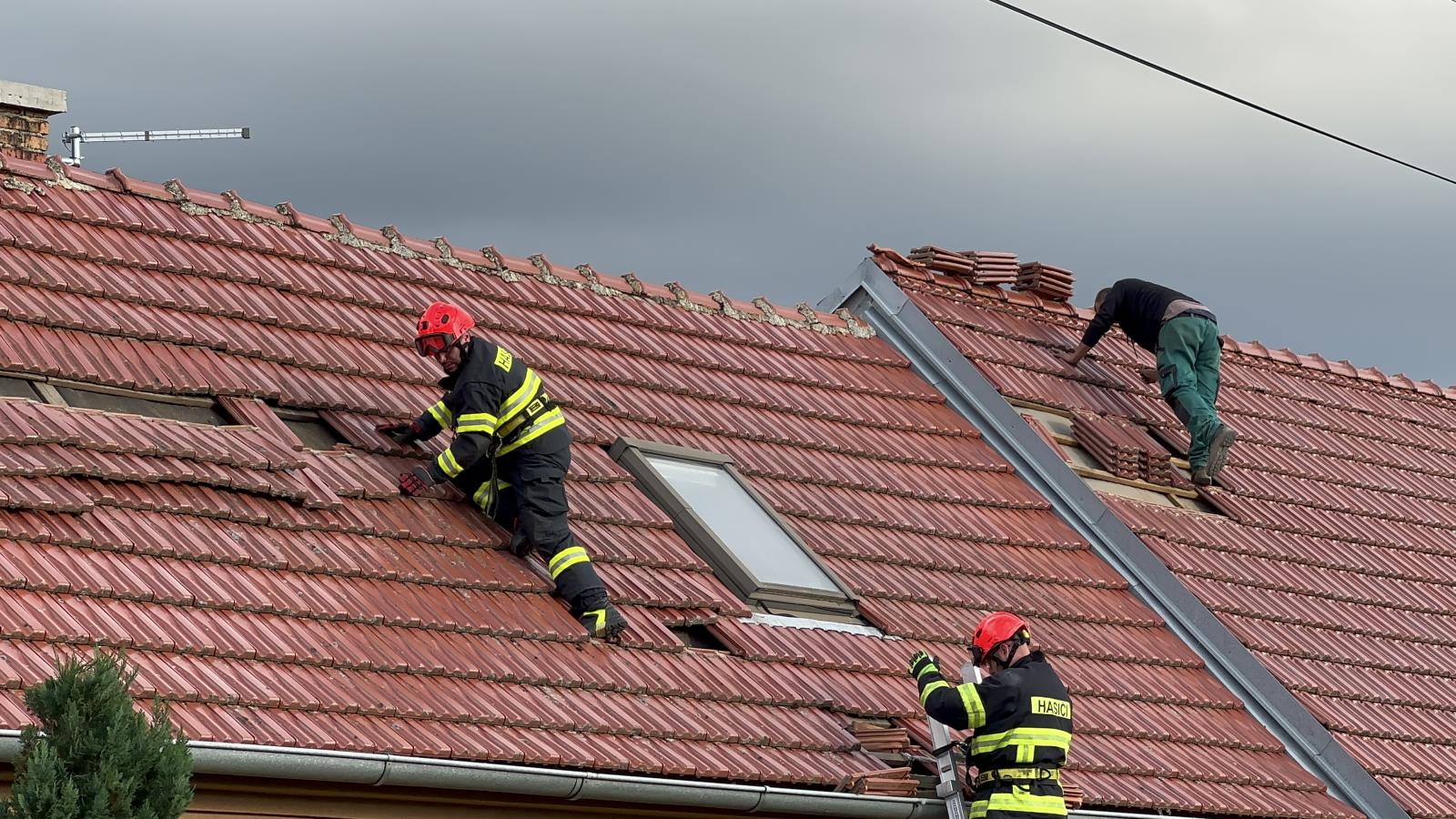 otinoves exploze - poskozene domy