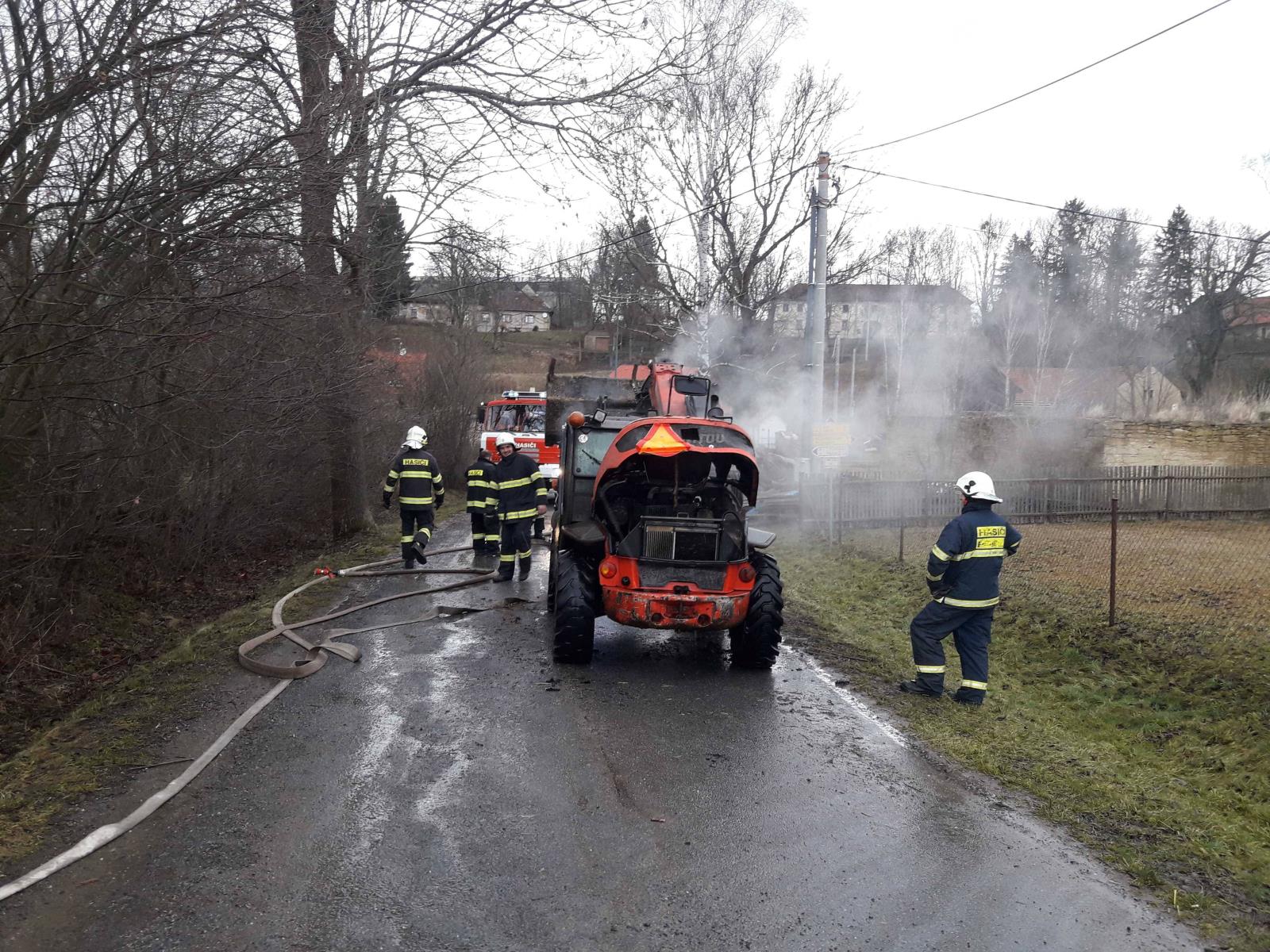 požár Pomezí1 26.2.2020.jpg