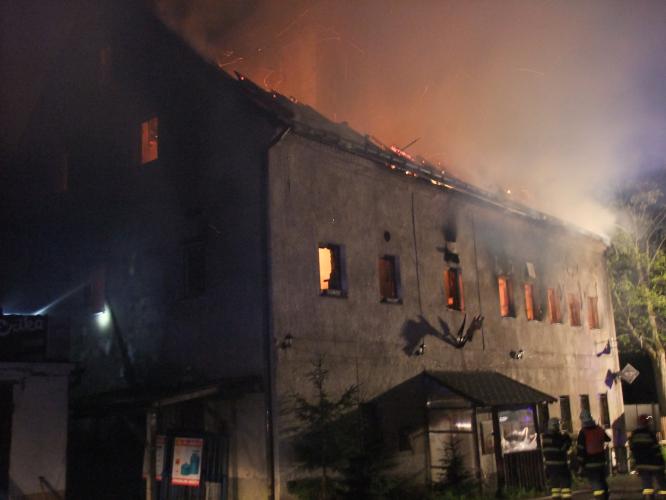 požár hotelu Slovanka 2.JPG