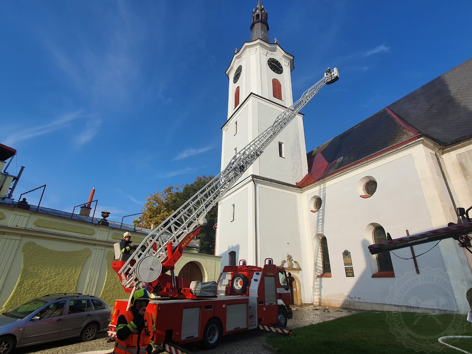 požár věže kostela Králíky TC (9).jpg