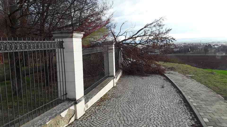 velmi silný vítr olomoucky kraj - foto aktualizace den 11.3.2019