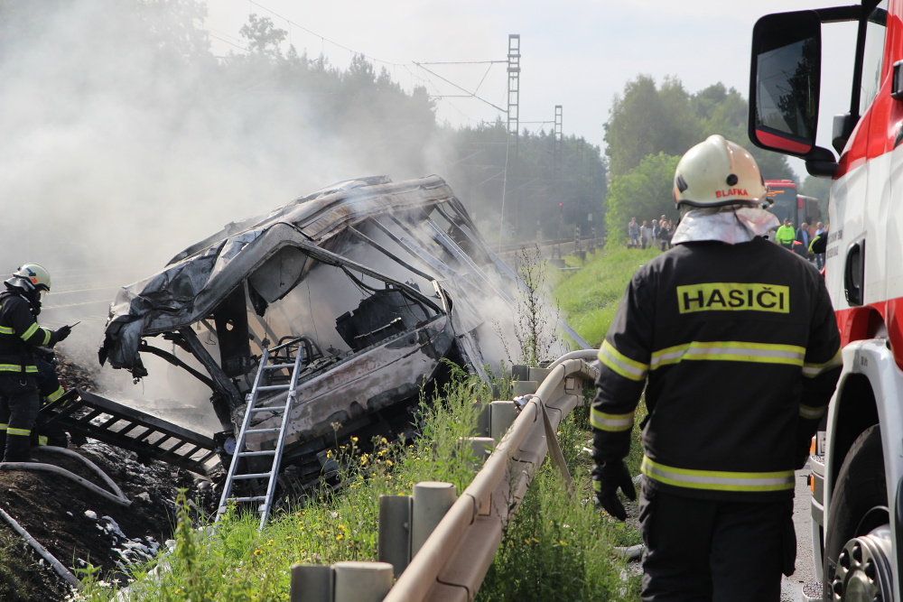 5 Požár autobusu, Planá nad Lužnicí - 10. 9. 2014/Požár autobusu, Planá nad Lužnicí - 10. 9. 2014 (13).JPG