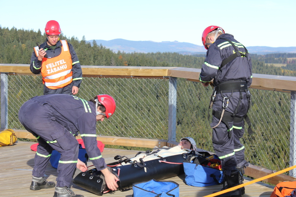 1 20121019-TC IZS - Stezka korunami stromů Lipno_04.JPG