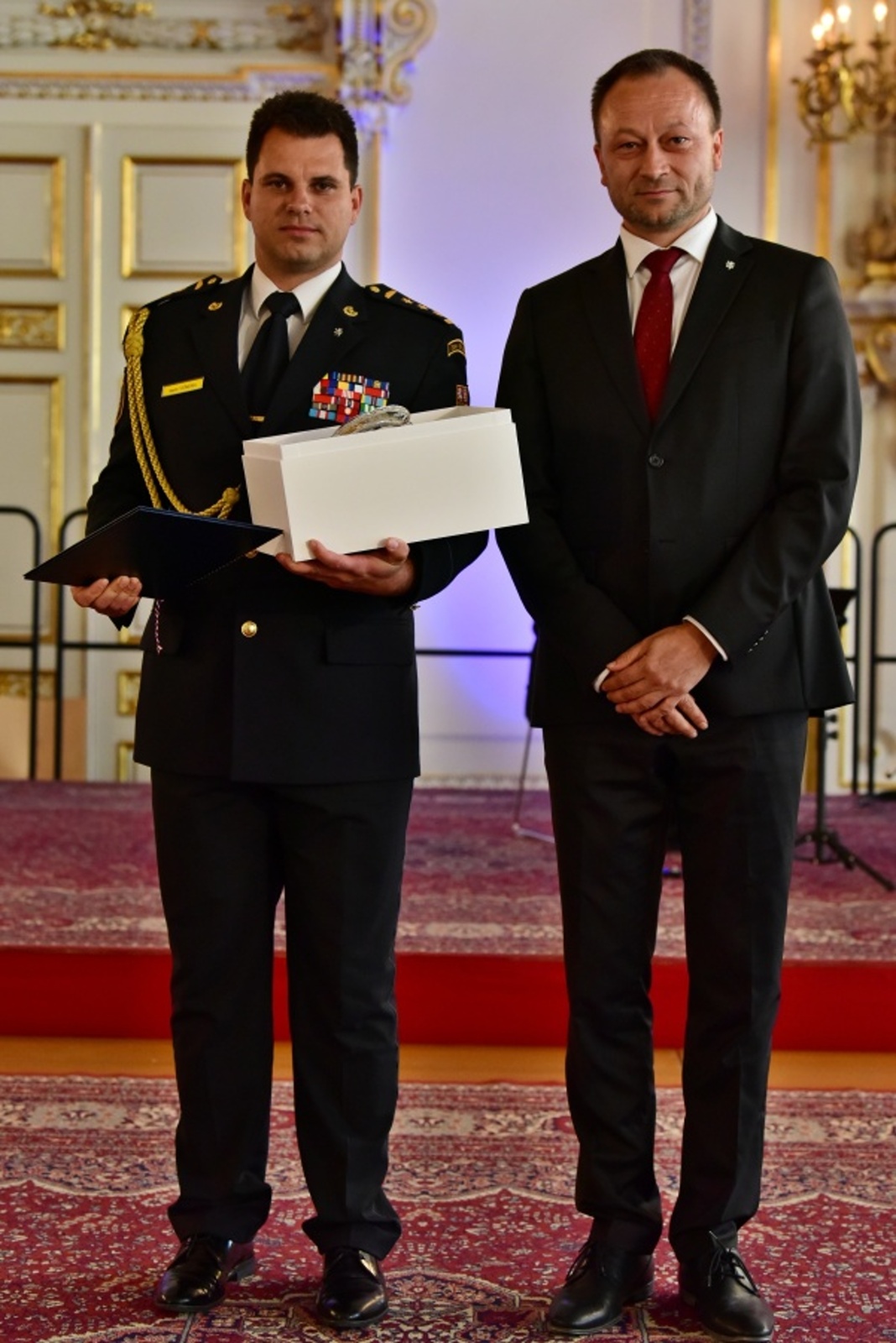 106-Vítěz kategorie Velitel roku 2022 v prestižní anketě Hasič roku plukovník Martin Vondra.jpg