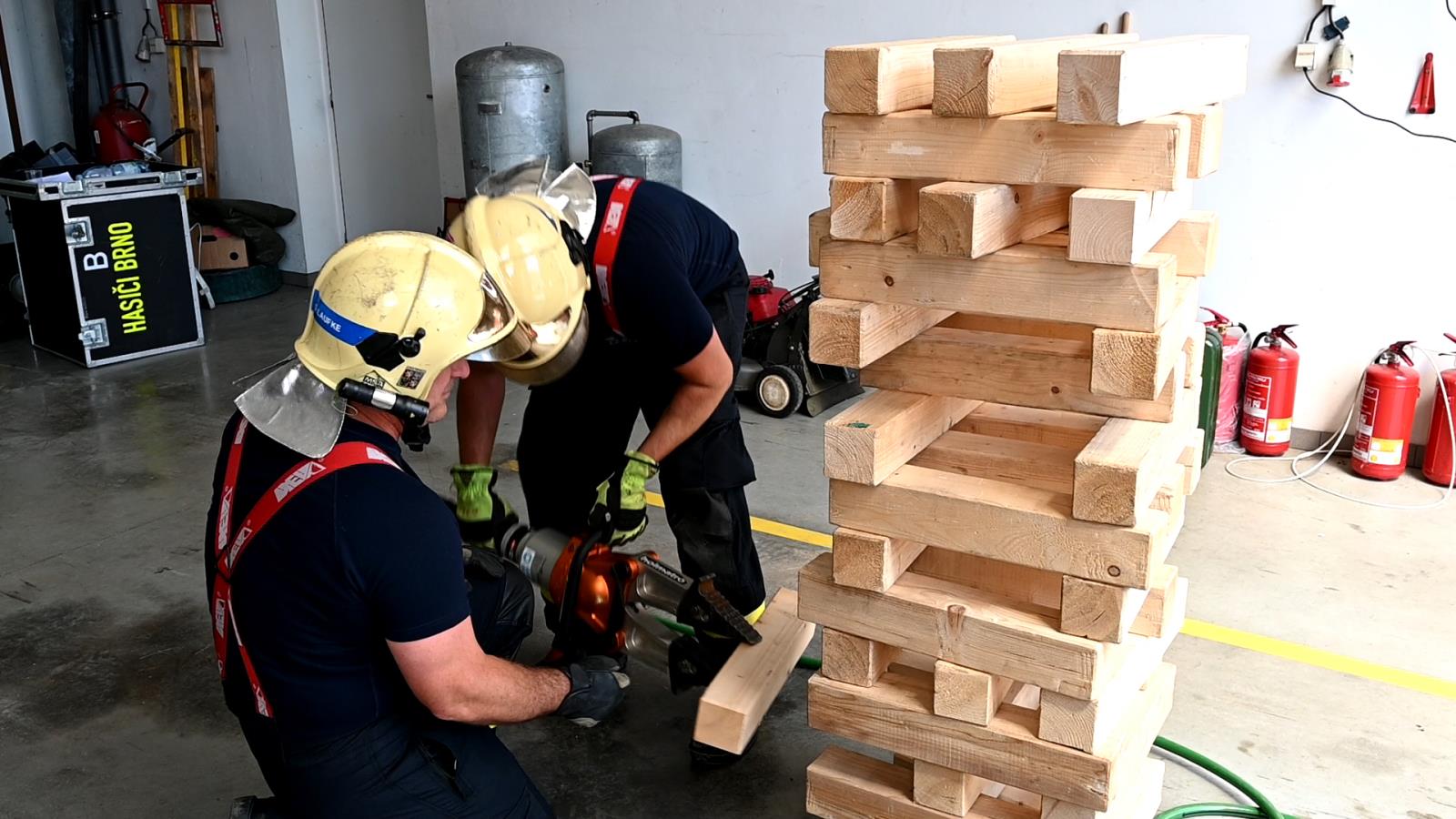 10_Rescue meeting 2021_věž Jenga (3).jpg