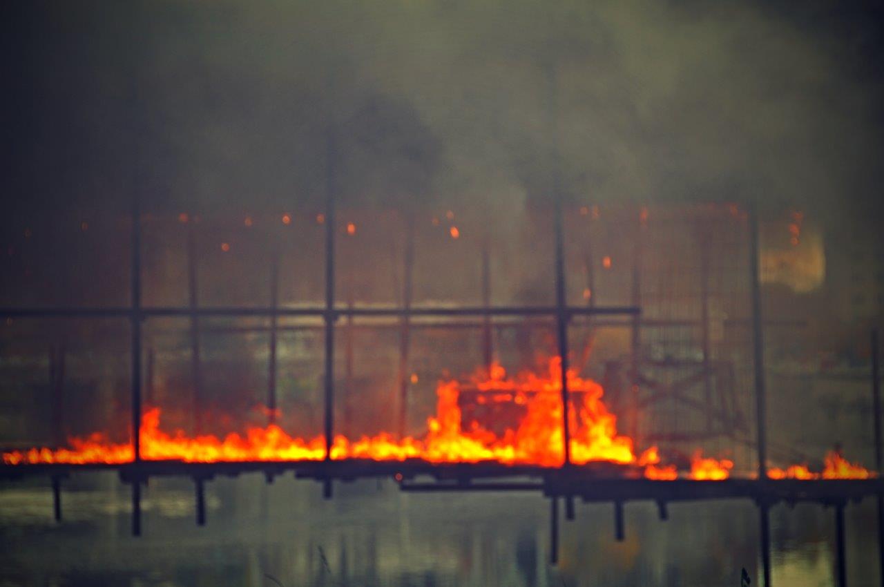 12 18-10-2013 Požár elektroinstalace v mostní konstrukci - Přerov (2).jpg