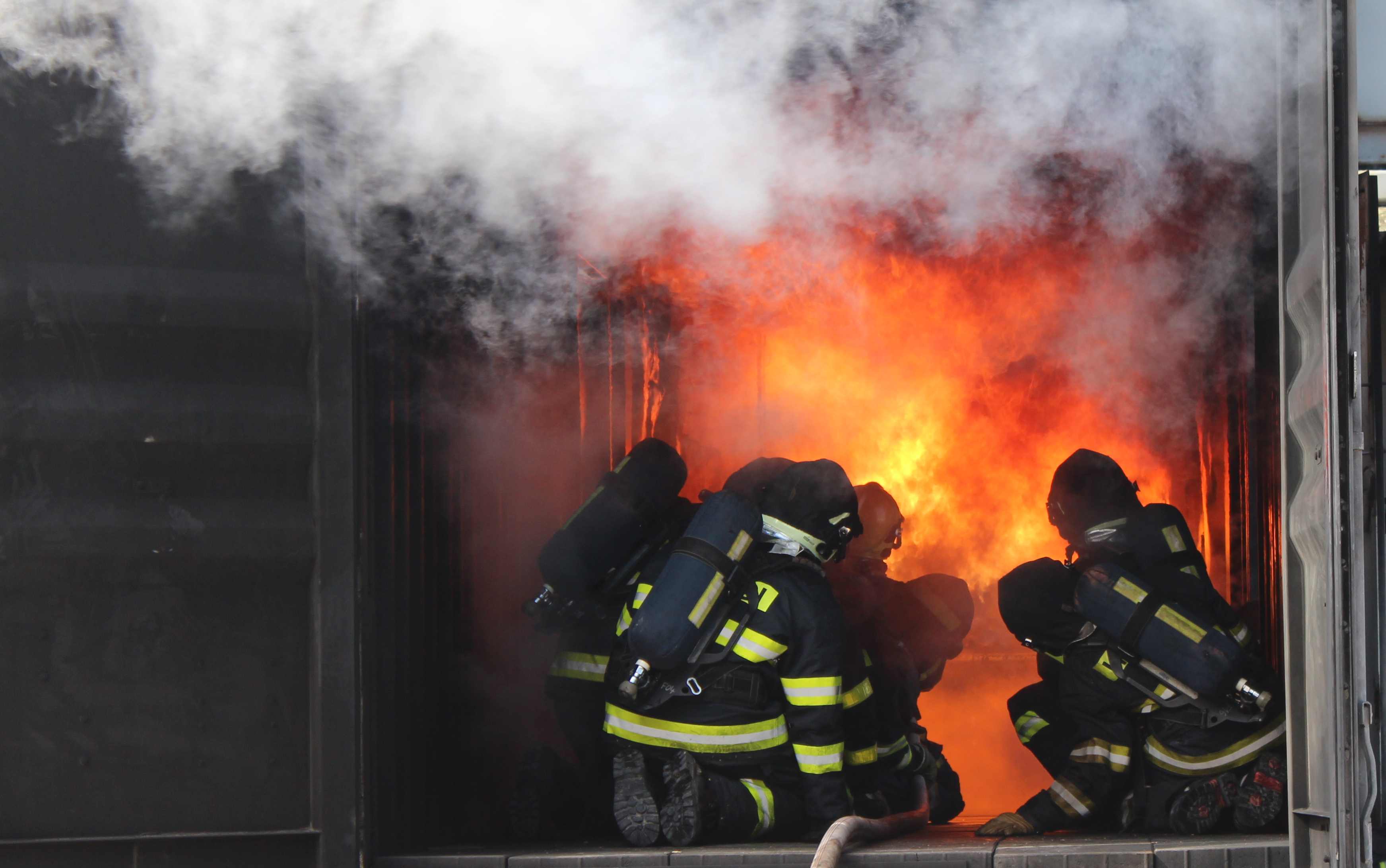 14-Zbiroh Flashover 001.JPG