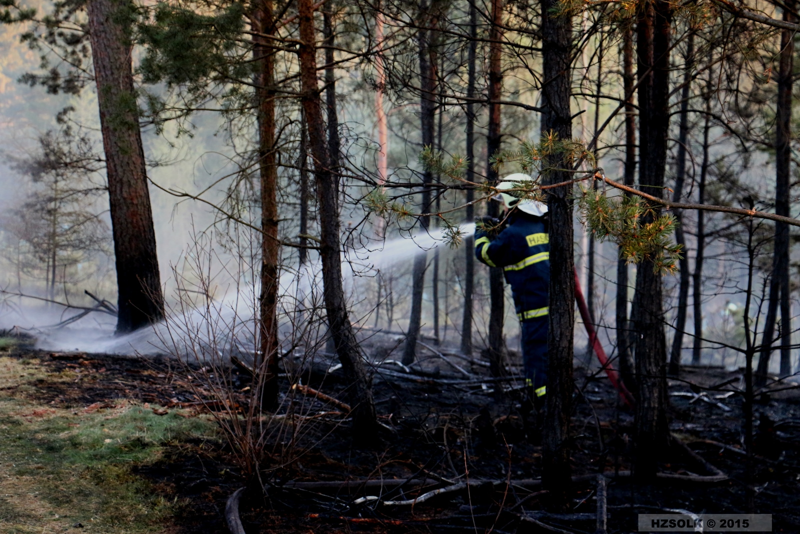 19 21-4-2015 Požár lesa Náměšť na Hané (44).JPG
