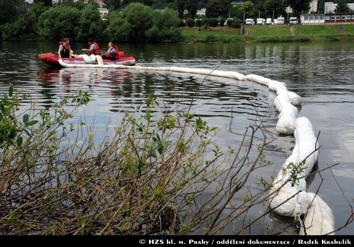 20150625C_vltava_Kr007.jpg