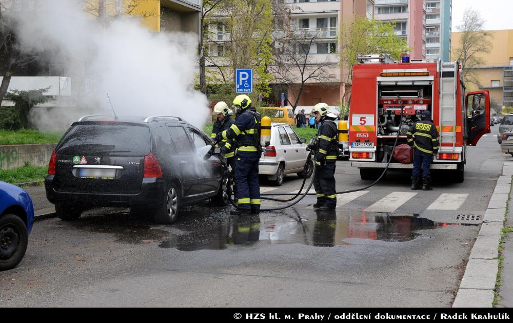 20160411C_peugeot_Kr001.jpg