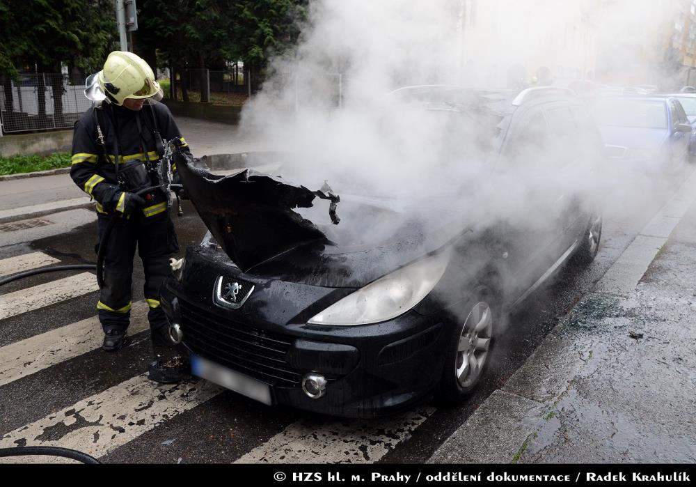 20160411C_peugeot_Kr004.jpg