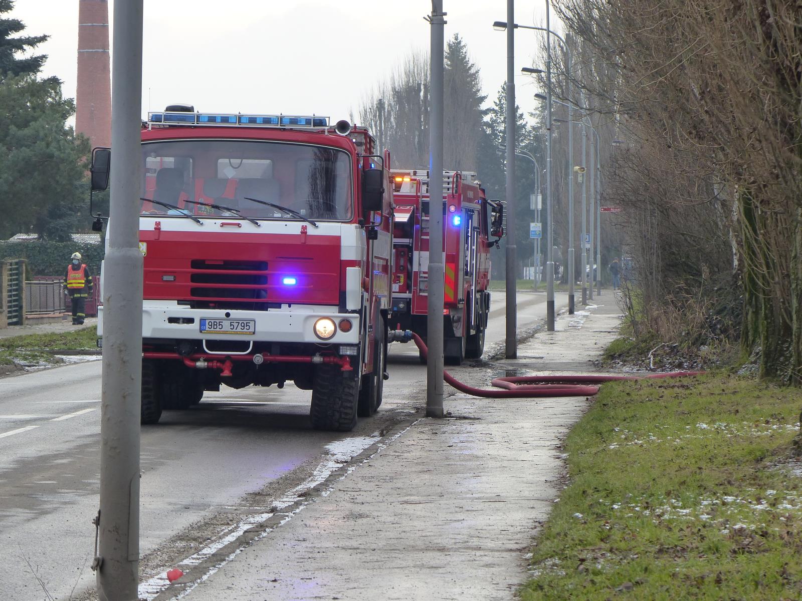 2021-01-09-Požár Vyškov, ul. Dědická/2021-01-09-Požár Vyškov, ul. Dědická_ (21).JPG