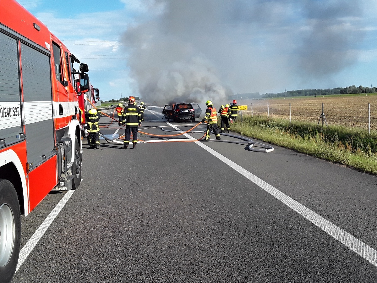 2022-07-17-Požár OA, D2/požár OA na D2 (5).jpg