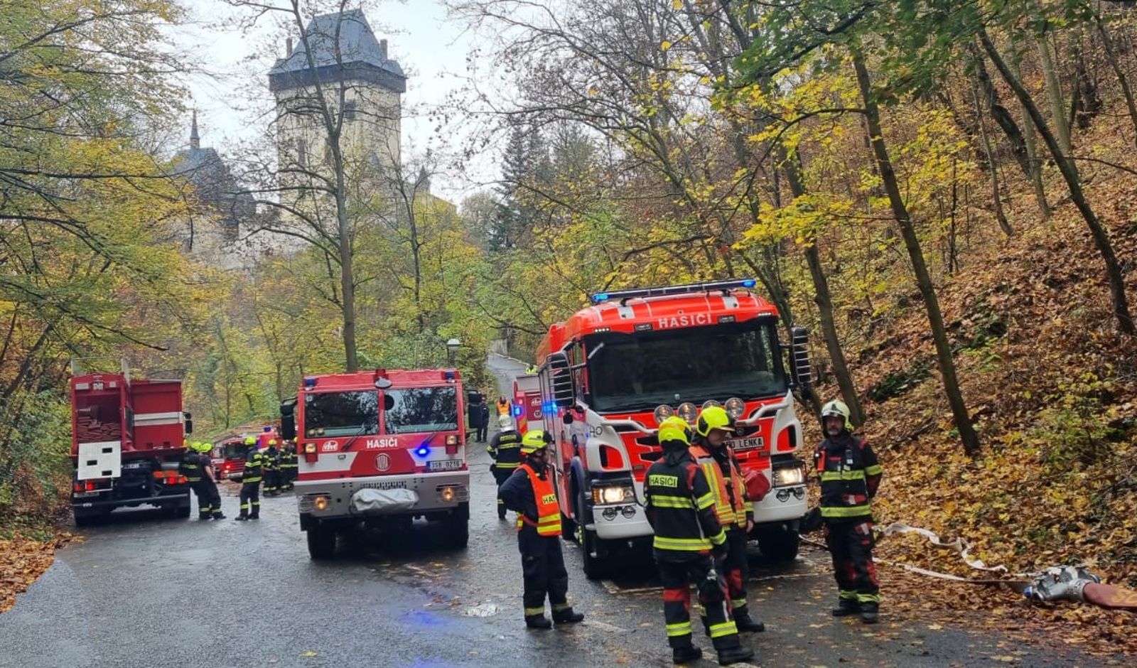 208-Pravidelné prověřovací cvičení na hradě Karlštejn.jpeg