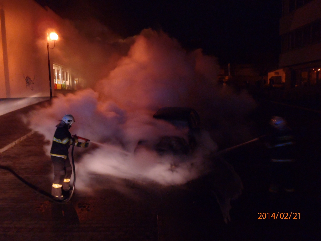 21.2.2014 foto/21.2.2014 požár OA Plzeň.JPG