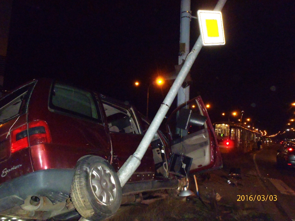 3.3.2016 DN OA x TRAM Plzeň, Částkova (PM 19.39).JPG