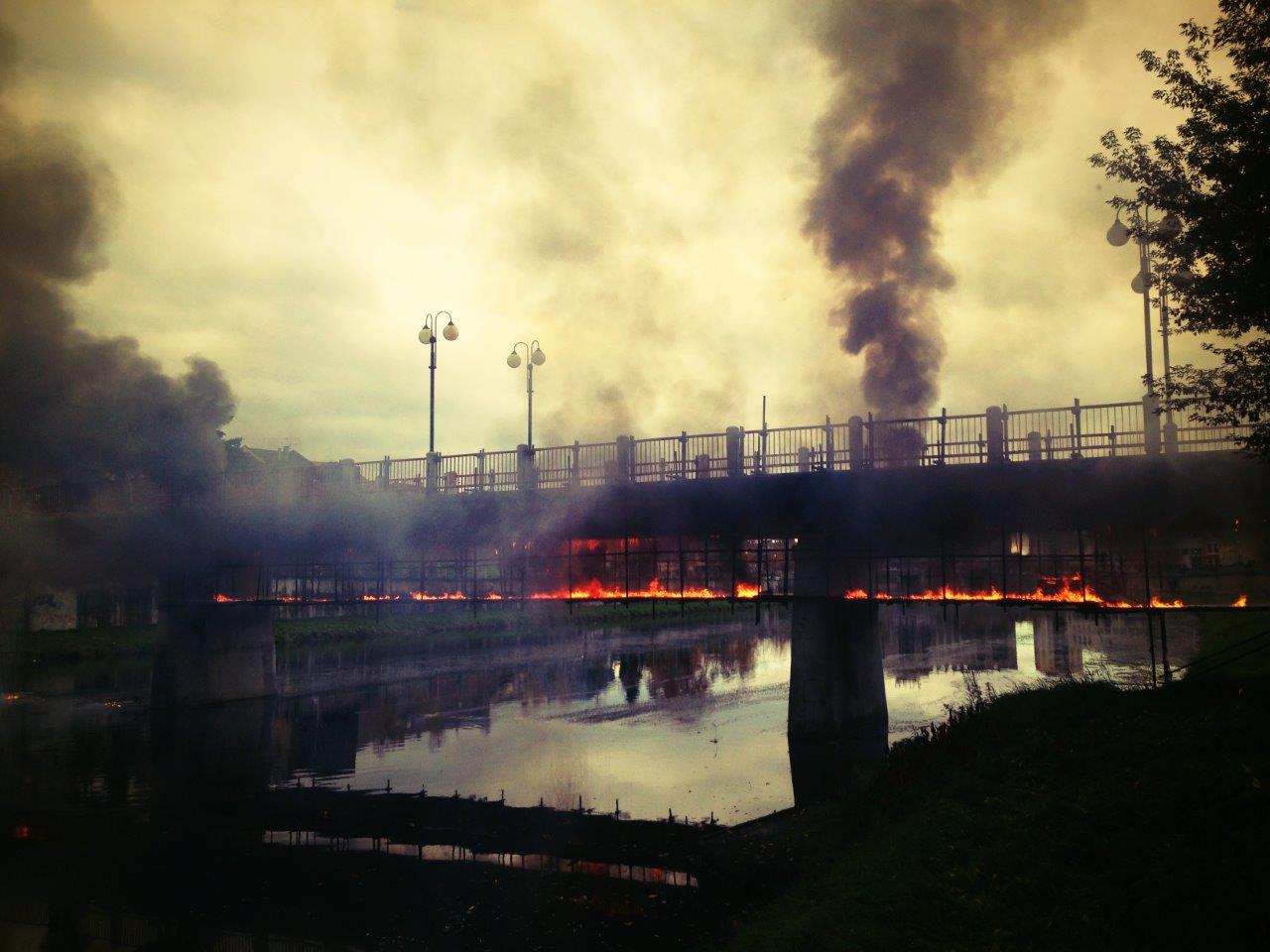 5 18-10-2013 Požár elektroinstalace v mostní konstrukci - Přerov (13).jpg
